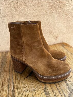 Steve Madden Brown Suede Platform Ankle Booties